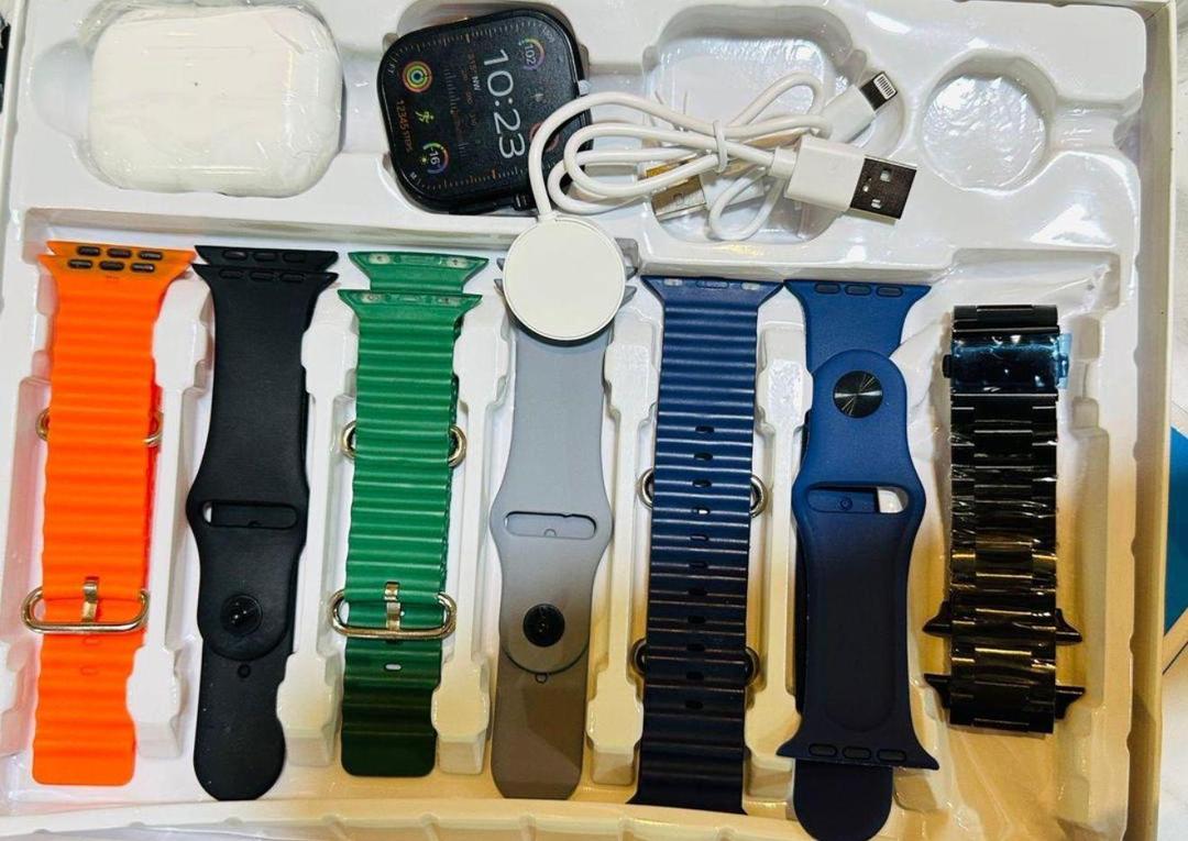 Smart Watch 7 Strips , Airpods